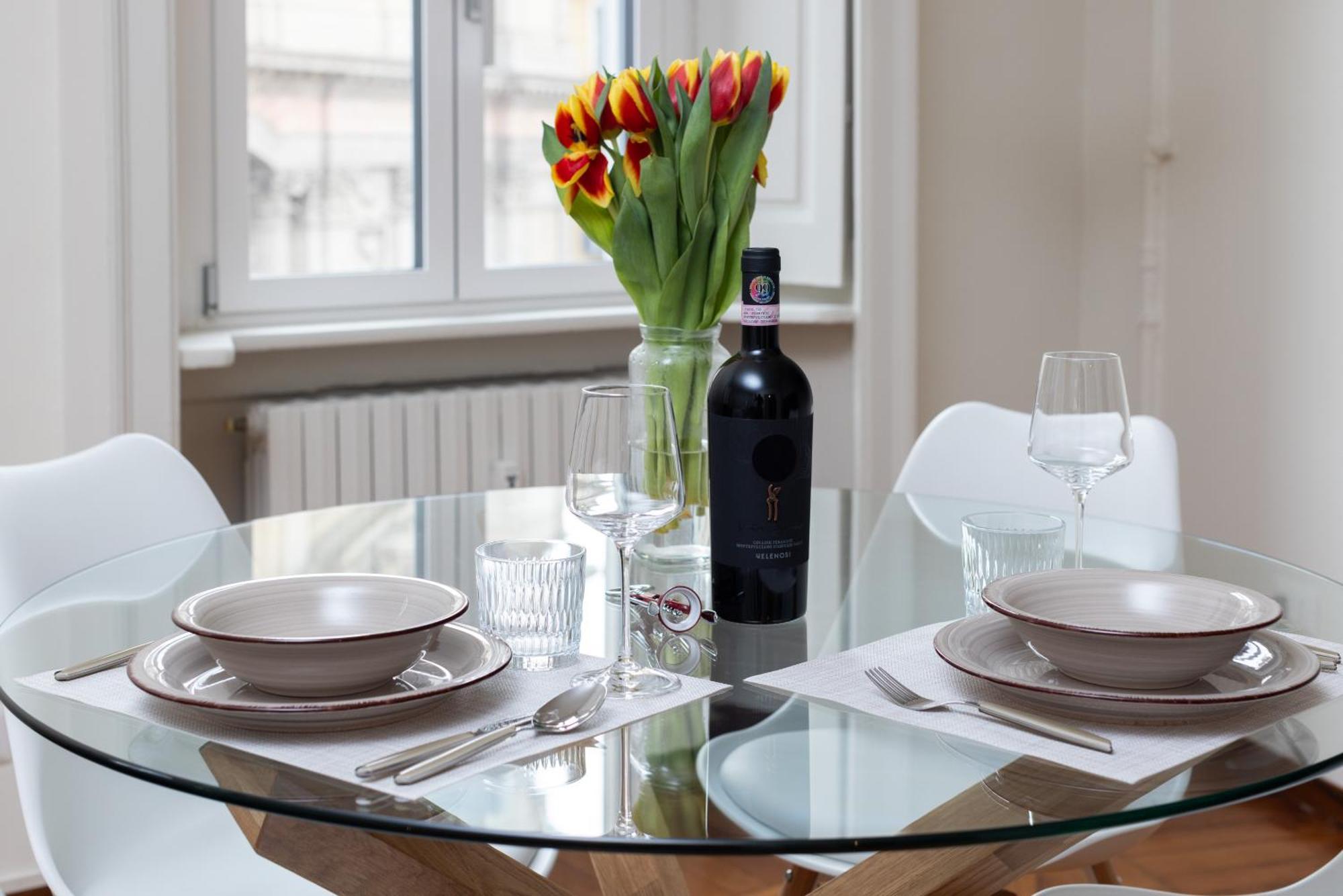 Living Uniqc Apartment - Duomo Milano Esterno foto